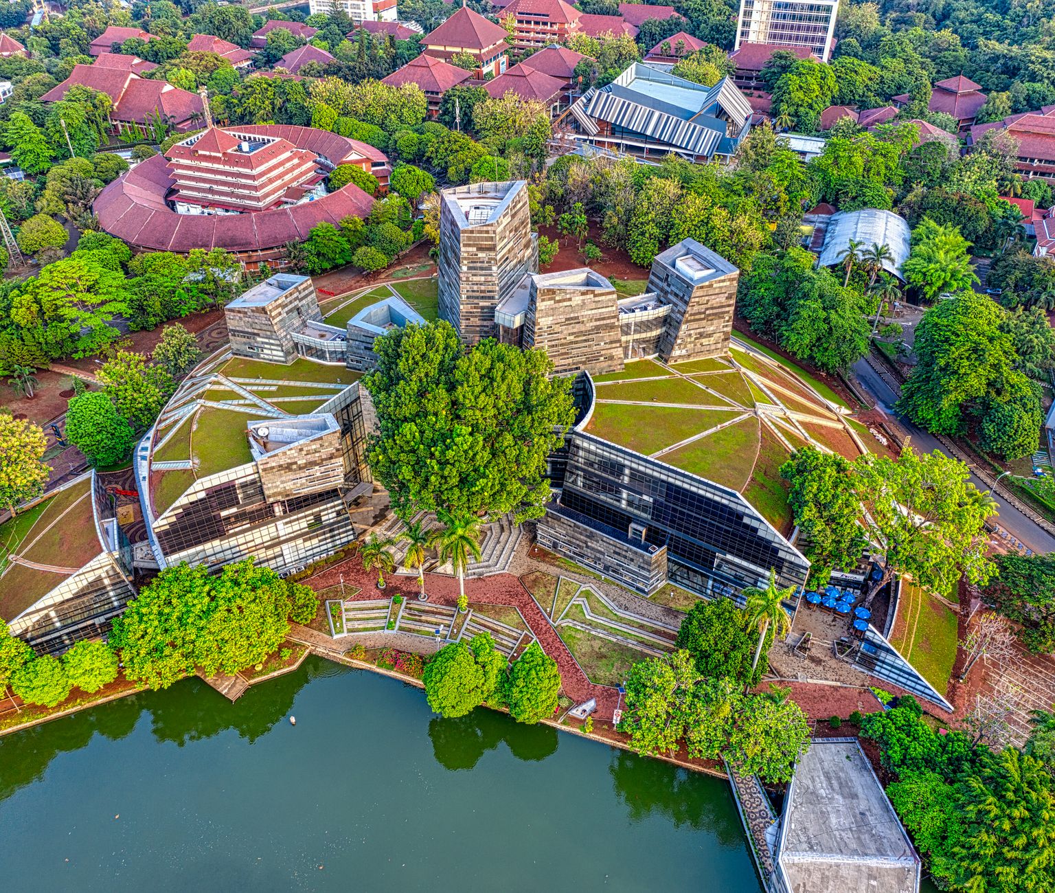 留学申请资料核验场景